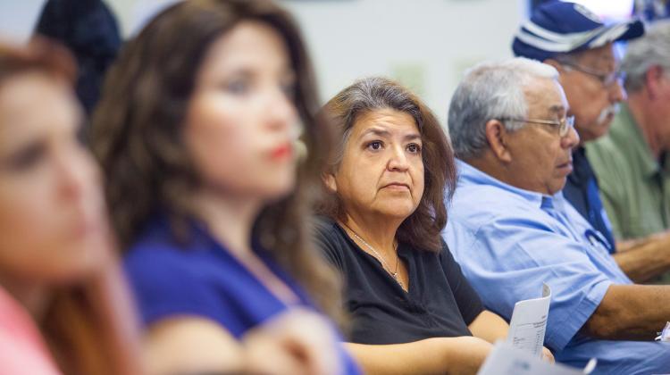 Water managers in California’s Central Valley in the U.S. take part in the Water Leadership Institute, a free, bilingual program hosted by EDF and the Rural Community Assistance Corporation.